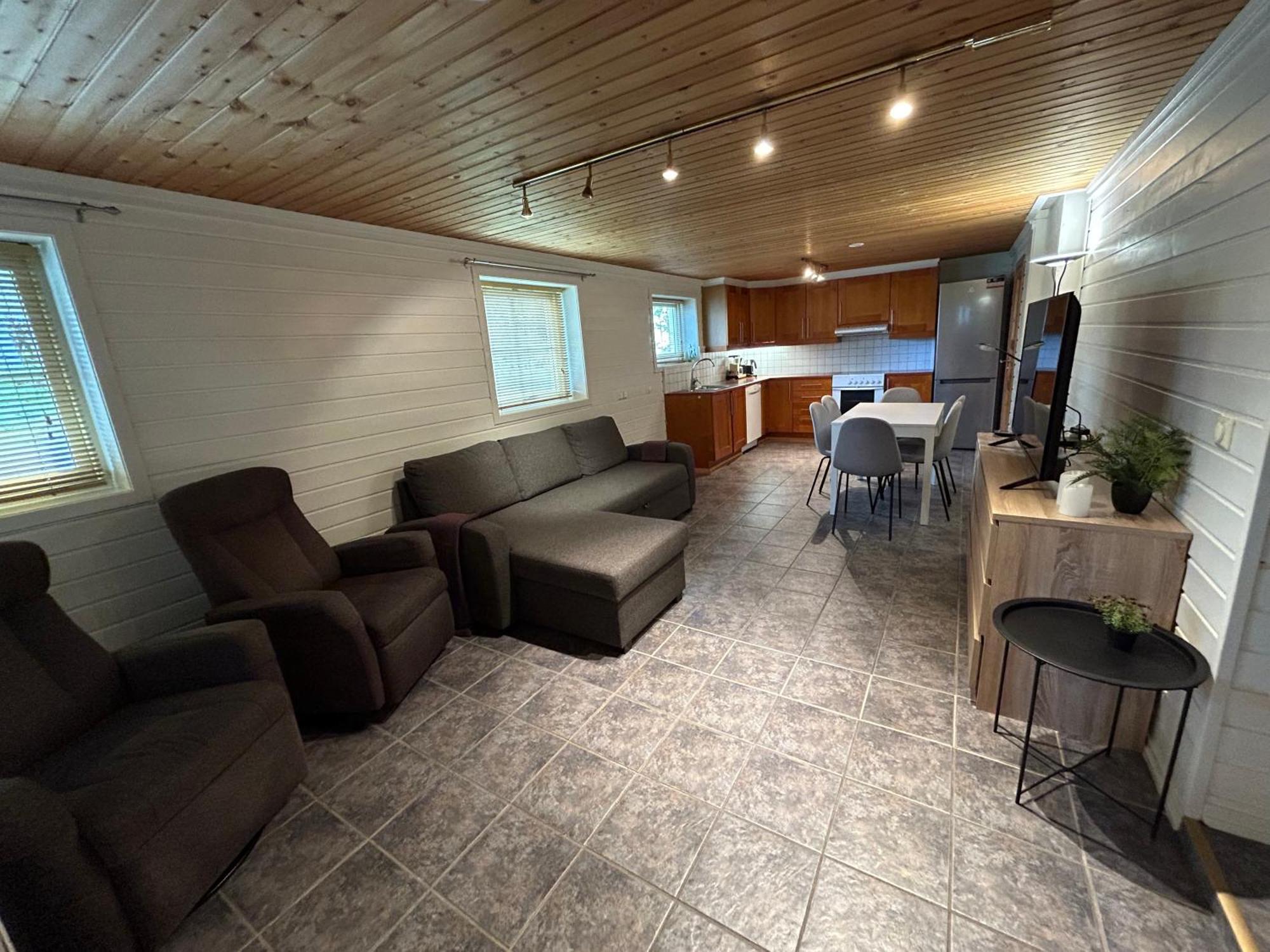 3 Room Apartment With Parking ทรอมโซ ภายนอก รูปภาพ